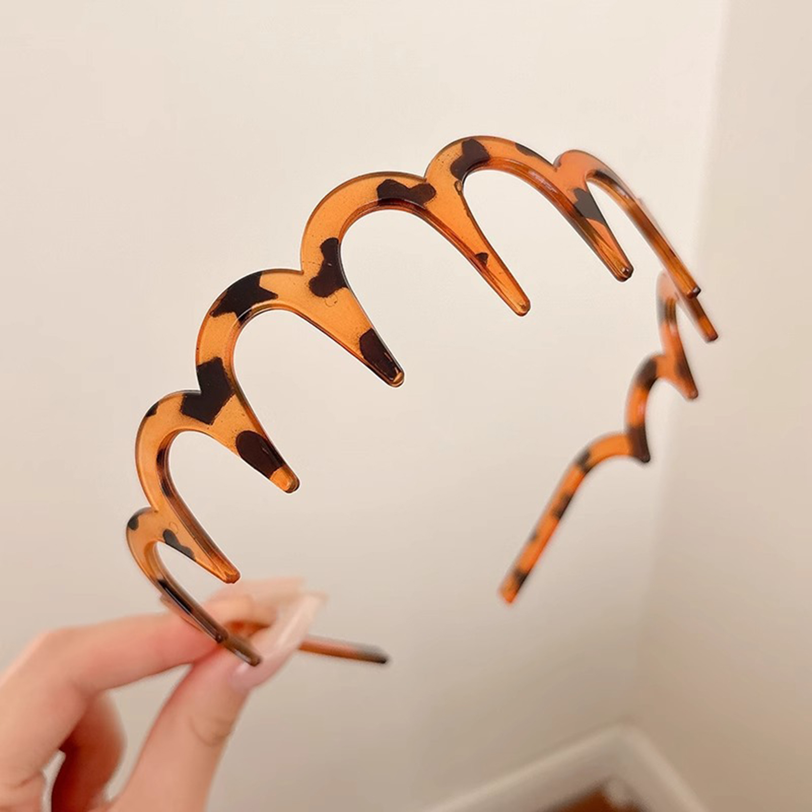 Bando Akrilik Bergelombang Ant - Hair Care Wavy Hair ulasan dan harga